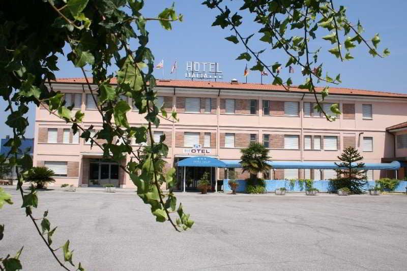 Hotel Italia Окиобело Екстериор снимка